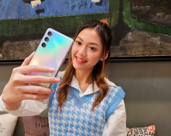 Samsung Galaxy M55 5G: обнародованы все ключевые характеристики смартфона