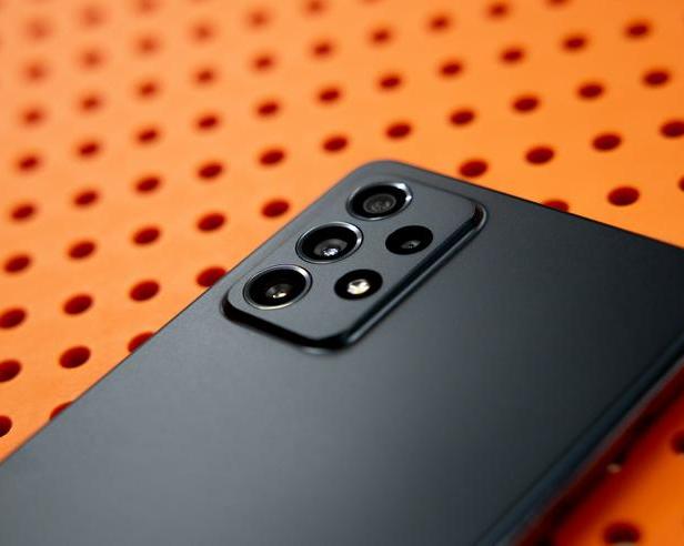 Sammobile: Разработка One UI 7 для Galaxy A73 и Galaxy A33 успешно развивается