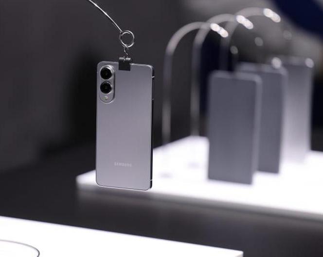 Samsung Galaxy S25 Edge будет тоньше 5,9 мм – прежние данные о толщине 6,4 мм оказались ошибкой